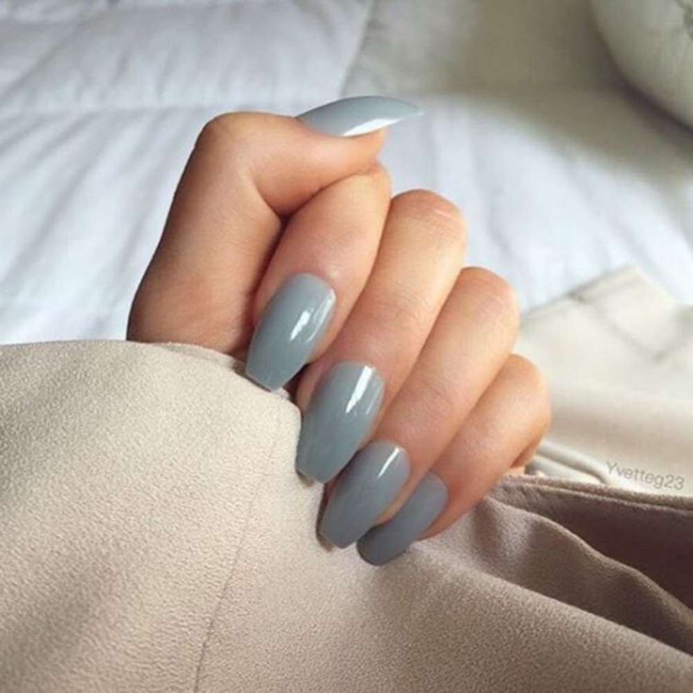 Bundle: Nailhur Press-on Nails & Rimmel Lip Balms